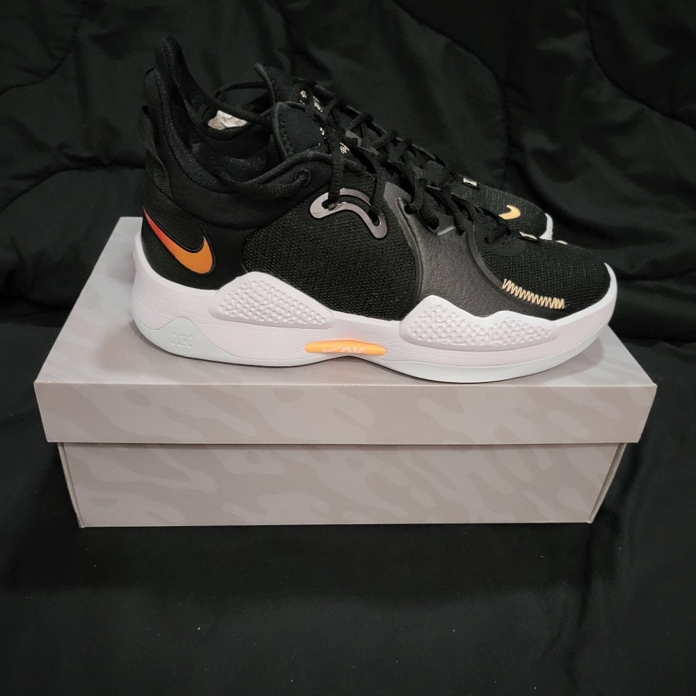 Nike PG 5